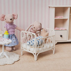 White Metal Baby Crib – 1:12 Scale Dollhouse Furniture Kivvi Tales