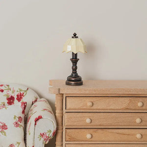 Vintage Table Lamp – 1:12 Scale Dollhouse Lighting Kivvi Tales