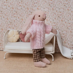 6 inch Bunny Mom Clara – Figure for 1:12 Scale Dollhouse Scenes Kivvi Tales