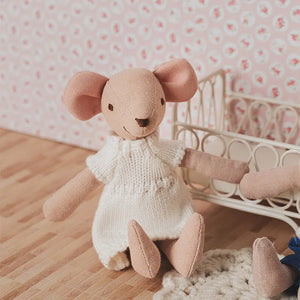 6 inch Mouse Mom Sophie – Figure for 1:12 Scale Dollhouse Scenes Kivvi Tales