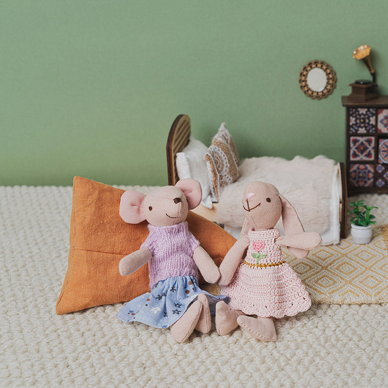 Yellow Bean Bag Chair – 1:12 Scale Dollhouse Furniture