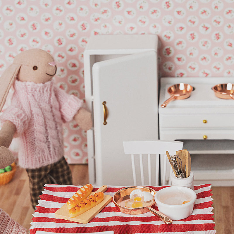 White Refrigerator with Opening Door – 1:12 Scale Dollhouse Furniture