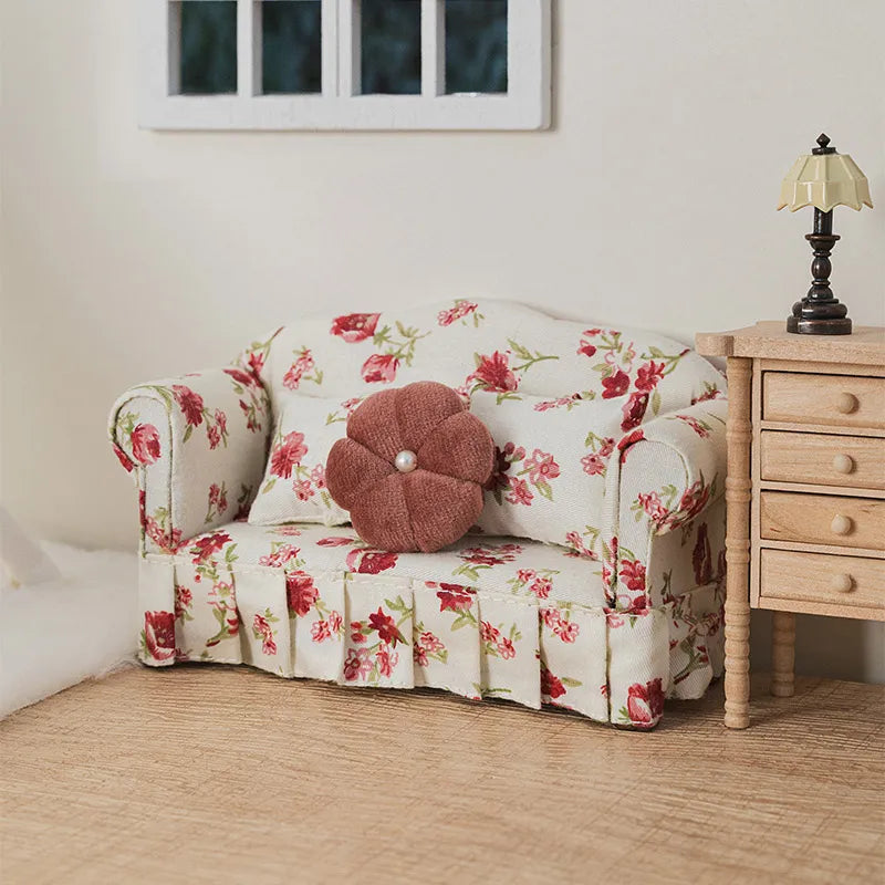 Vintage Floral 2-Seater Sofa with Pink Floral Pillow – 1:12 Scale Dollhouse Furniture Kivvi Tales